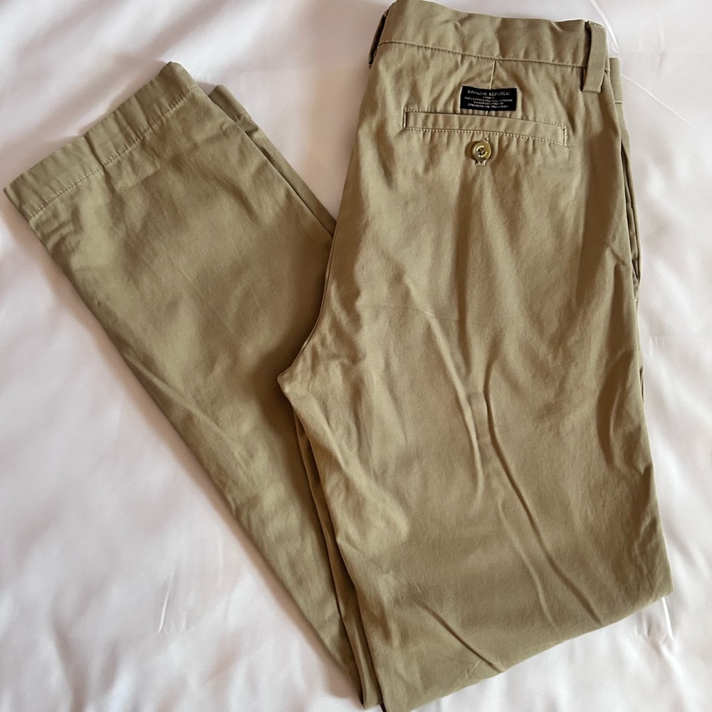 Men's Banana Republic Emerson Tan Chinos Size 32 x 34